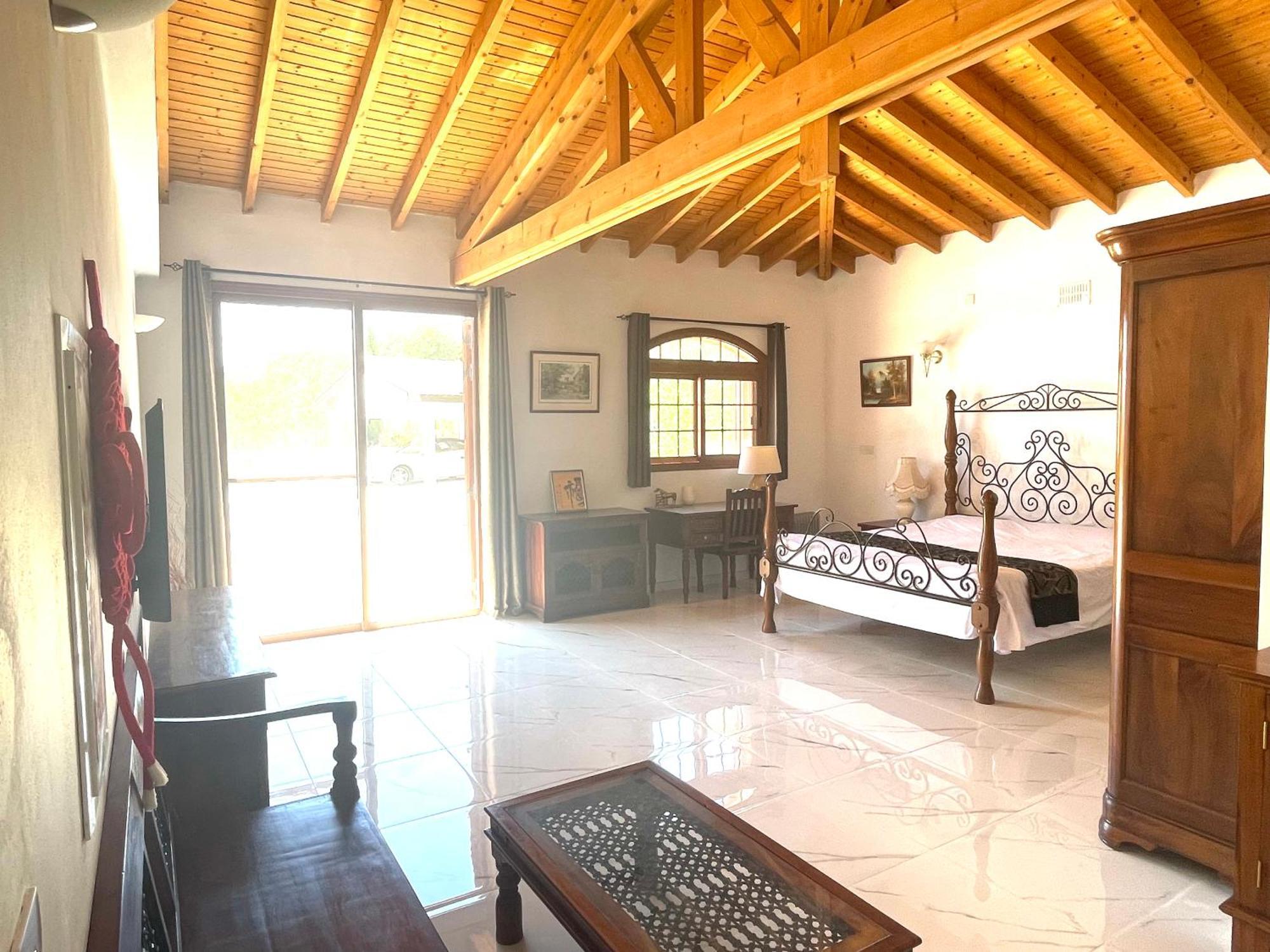 Beautiful Home Пафос Екстер'єр фото